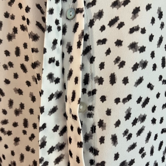 H&M | Button Down Blouse - Picture 2 of 9